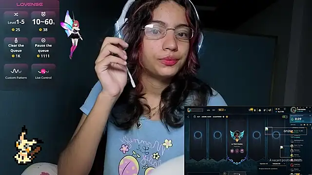 Snapshot of Lovelyamyy chatting on 11/19/25, 11:32 Lovelyamyy online show from 11/19/25, 11:32