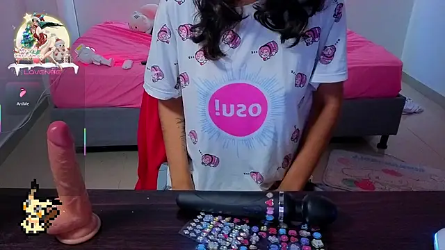 Snapshot of Lovelyamyy chatting on 12/03/25, 02:04 Lovelyamyy online show from 12/03/25, 02:04