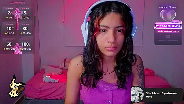 Lovelyamyy online show from 12/16/25, 07:57