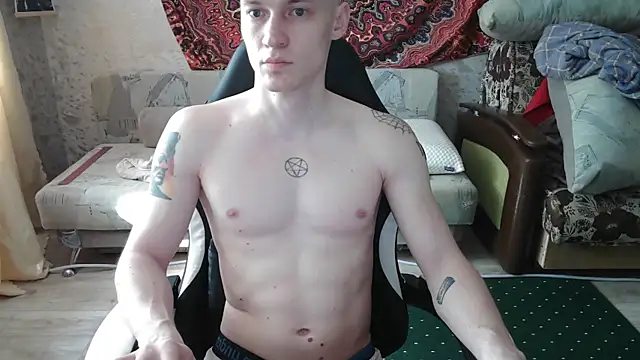 Snapshot of johnny_positive chatting on 06/25/26, 05:12 johnny positive online show from 06/25/26, 05:12
