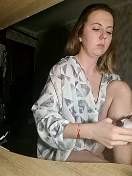 Melenka online show from 02/23/25, 01:13