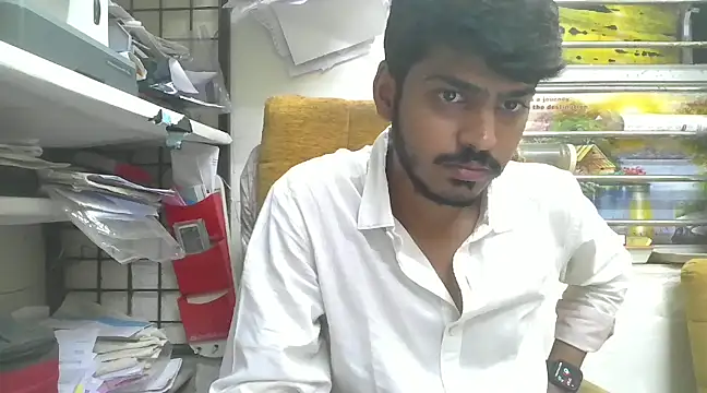 Snapshot of cute_modell chatting on 02/08/25, 12:28 cute modell online show from 02/08/25, 12:28