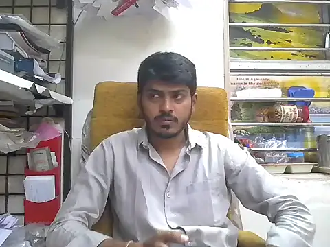 cute modell online show from 12/01/25, 11:37