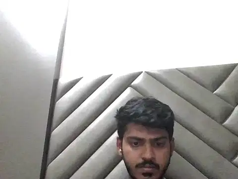 cute modell online show from 12/03/25, 06:39