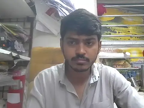 cute modell online show from 02/14/26, 12:02