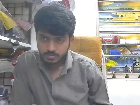 cute modell online show from 03/04/26, 12:22