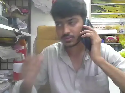 cute modell online show from 03/12/26, 12:33