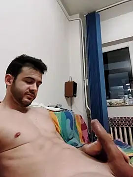 Snapshot of Razzfabz chatting on 11/08/25, 01:06 Razzfabz online show from 11/08/25, 01:06