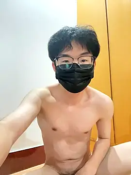 Snapshot of yfx468 chatting on 09/24/25, 05:05 yfx468 online show from 09/24/25, 05:05