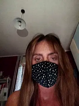 Akemi rossi online show from 09/15/25, 10:26