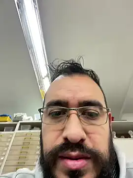 leonardohot1987 online show from 01/14/25, 04:50