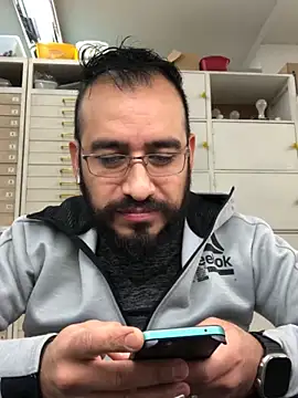 leonardohot1987 online show from 01/24/25, 05:42