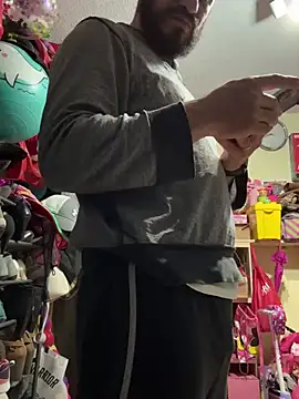 leonardohot1987 online show from 02/19/25, 04:12