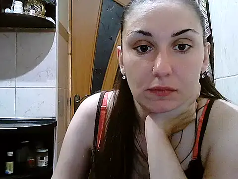 Yuliia30 online show from 10/02/25, 04:47