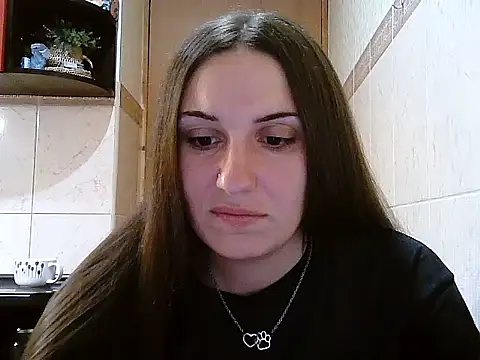 Snapshot of Yuliia30 chatting on 05/29/26, 04:27 Yuliia30 online show from 05/29/26, 04:27