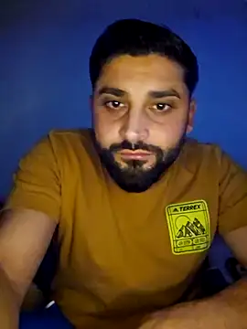 Snapshot of Mehmet2304 chatting on 01/19/25, 07:58 Mehmet2304 online show from 01/19/25, 07:58