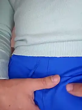 Snapshot of Mehmet2304 chatting on 01/22/25, 10:29 Mehmet2304 online show from 01/22/25, 10:29