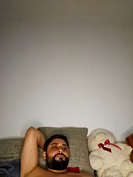 Snapshot of Mehmet2304 chatting on 01/25/25, 02:37 Mehmet2304 online show from 01/25/25, 02:37