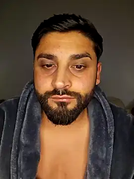 Snapshot of Mehmet2304 chatting on 01/25/25, 05:30 Mehmet2304 online show from 01/25/25, 05:30