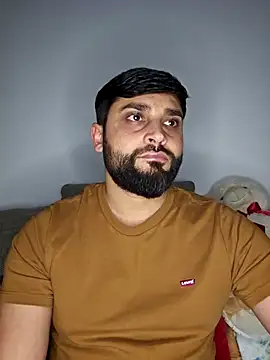 Snapshot of Mehmet2304 chatting on 01/29/25, 11:56 Mehmet2304 online show from 01/29/25, 11:56