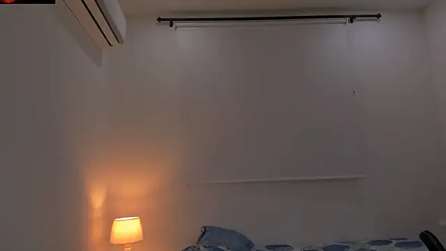 Snapshot of maxsteel177 chatting on 02/12/25, 12:58 maxsteel177 online show from 02/12/25, 12:58