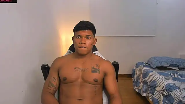 Snapshot of maxsteel177 chatting on 02/15/25, 05:19 maxsteel177 online show from 02/15/25, 05:19