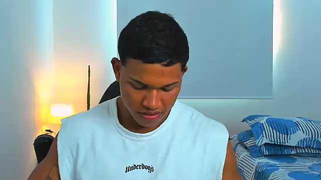 Snapshot of maxsteel177 chatting on 03/22/25, 10:37 maxsteel177 online show from 03/22/25, 10:37