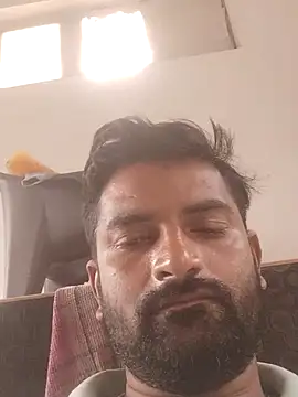 Snapshot of gawwalibhabhi_24 chatting on 10/31/25, 04:13 gawwalibhabhi 24 online show from 10/31/25, 04:13