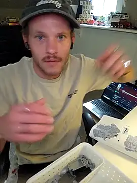 Snapshot of SoxxyNsh chatting on 11/13/25, 05:23 SoxxyNsh online show from 11/13/25, 05:23