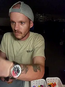 Snapshot of SoxxyNsh chatting on 11/23/25, 10:09 SoxxyNsh online show from 11/23/25, 10:09