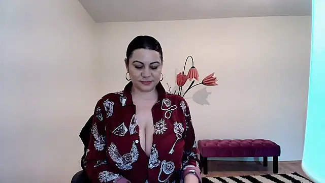 Snapshot of VixenVibesX chatting on 05/09/26, 11:37 VixenVibesX online show from 05/09/26, 11:37