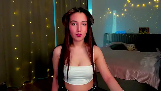 anna elfi online show from 12/15/25, 07:12