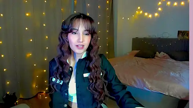 anna elfi online show from 12/16/25, 07:19