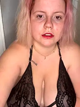 Lacoquinedu636 online show from 11/19/25, 02:17