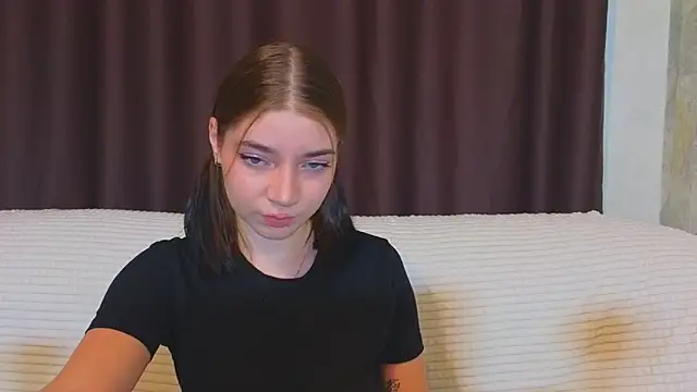 Snapshot of CassJonn chatting on 02/04/25, 05:23 CassJonn online show from 02/04/25, 05:23