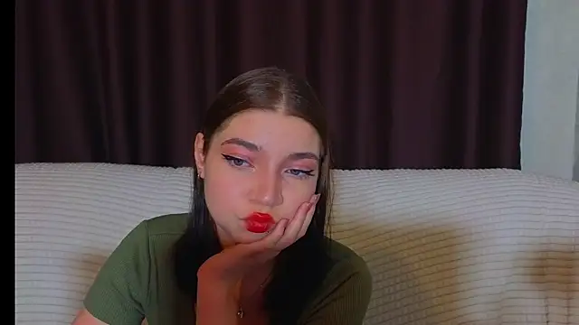 Snapshot of CassJonn chatting on 02/14/25, 06:40 CassJonn online show from 02/14/25, 06:40