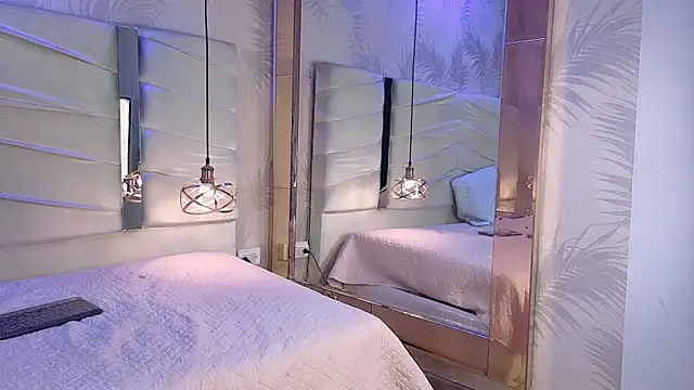 CatarinaMayer  online show from 11/23/25, 09:58