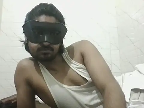Snapshot of lusty_male69 chatting on 05/29/26, 09:51 lusty male69 online show from 05/29/26, 09:51