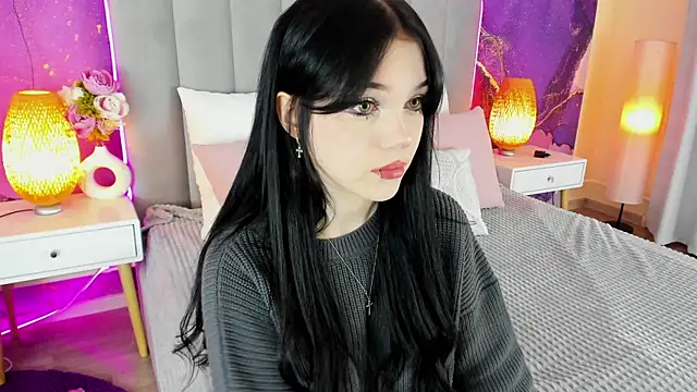 Snapshot of JessicaAddams chatting on 02/25/25, 03:27 JessicaAddams online show from 02/25/25, 03:27