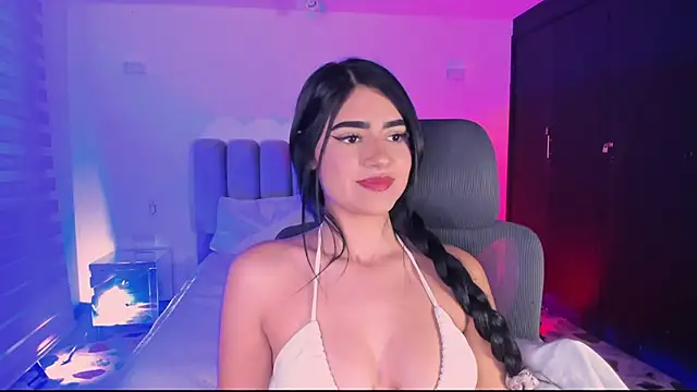 BellaaStorm online show from 10/22/25, 09:36