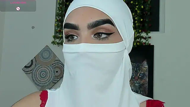 Maissa Alabi online show from 10/31/25, 07:26