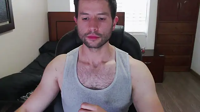 Snapshot of hairyncuteass chatting on 01/31/25, 09:37 hairyncuteass online show from 01/31/25, 09:37