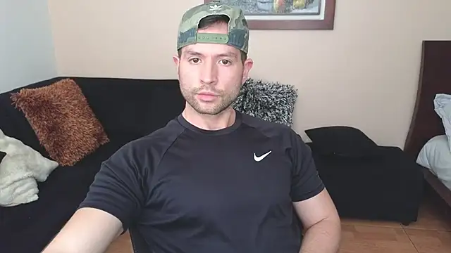 Snapshot of hairyncuteass chatting on 02/21/25, 05:31 hairyncuteass online show from 02/21/25, 05:31