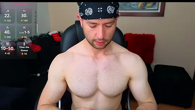 Snapshot of hairyncuteass chatting on 11/11/25, 01:44 hairyncuteass online show from 11/11/25, 01:44