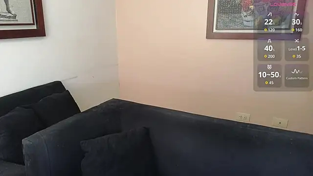 Snapshot of hairyncuteass chatting on 04/19/26, 01:32 hairyncuteass online show from 04/19/26, 01:32