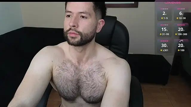 Snapshot of hairyncuteass chatting on 05/04/26, 06:26 hairyncuteass online show from 05/04/26, 06:26