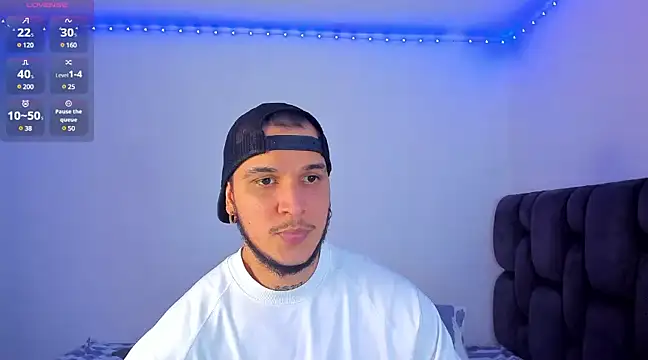 Snapshot of austinoficial chatting on 01/19/25, 12:28 austinoficial online show from 01/19/25, 12:28