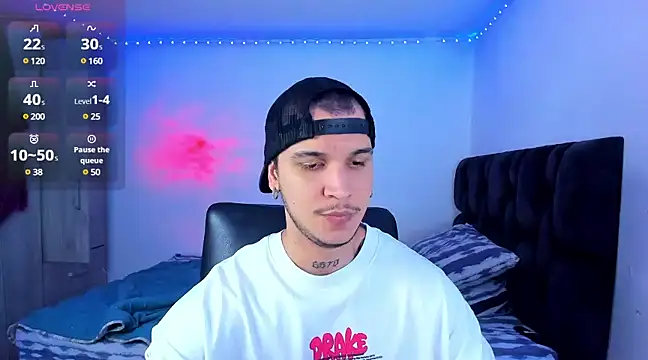 Snapshot of austinoficial chatting on 01/28/25, 11:39 austinoficial online show from 01/28/25, 11:39