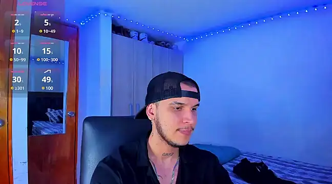 Snapshot of austinoficial chatting on 02/24/25, 01:24 austinoficial online show from 02/24/25, 01:24