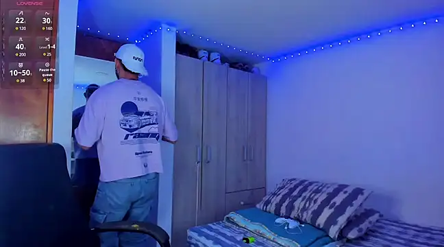 Snapshot of austinoficial chatting on 03/01/25, 03:53 austinoficial online show from 03/01/25, 03:53